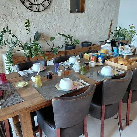 홈스테이 Le Temps D'une Pause Cessieu